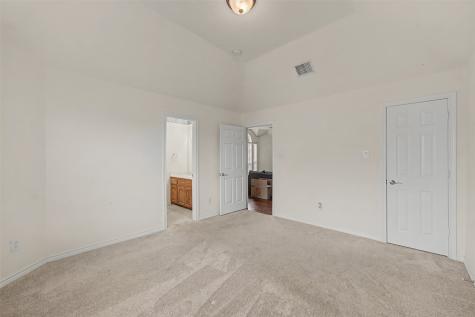 4525 Warbler Lane Garland TX 75043