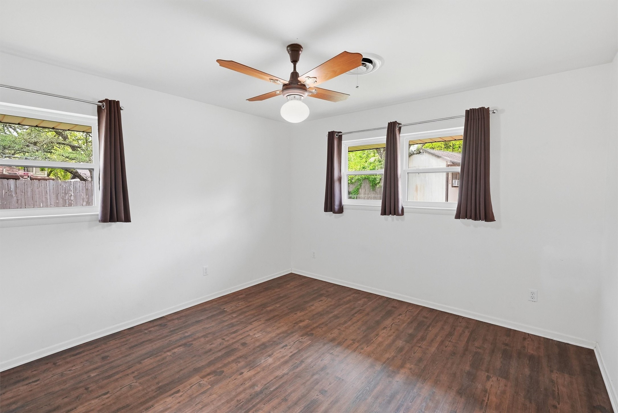 1226 Crestwood Drive Cleburne TX 76033