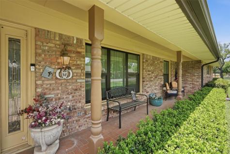 1226 Crestwood Drive Cleburne TX 76033