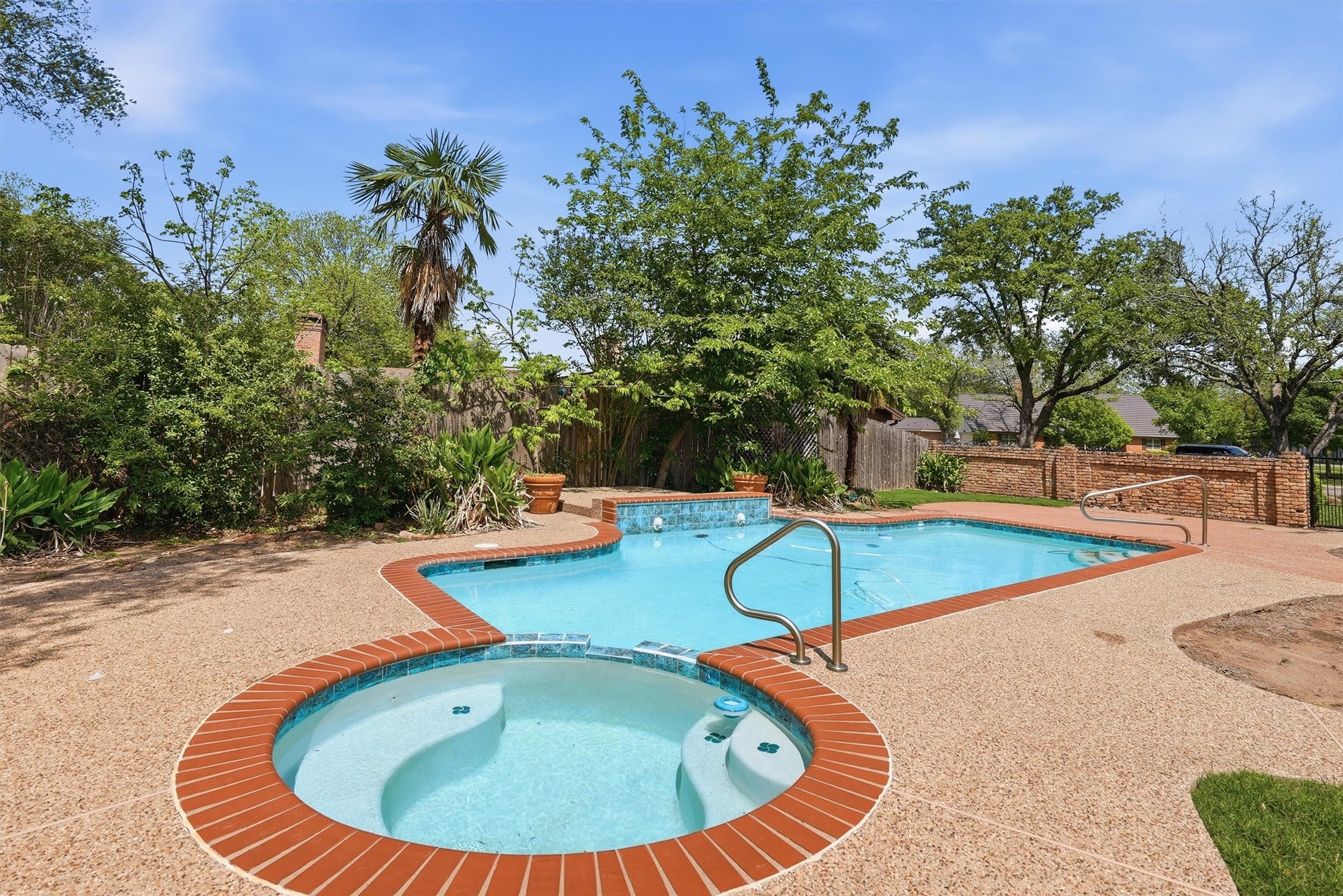 1226 Crestwood Drive Cleburne TX 76033