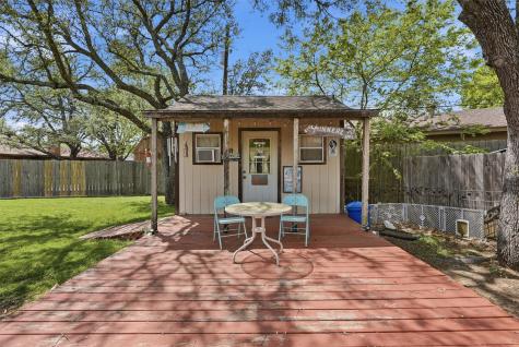 1226 Crestwood Drive Cleburne TX 76033