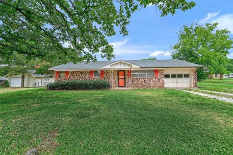 1187 Desvoignes Road Denison TX 75021