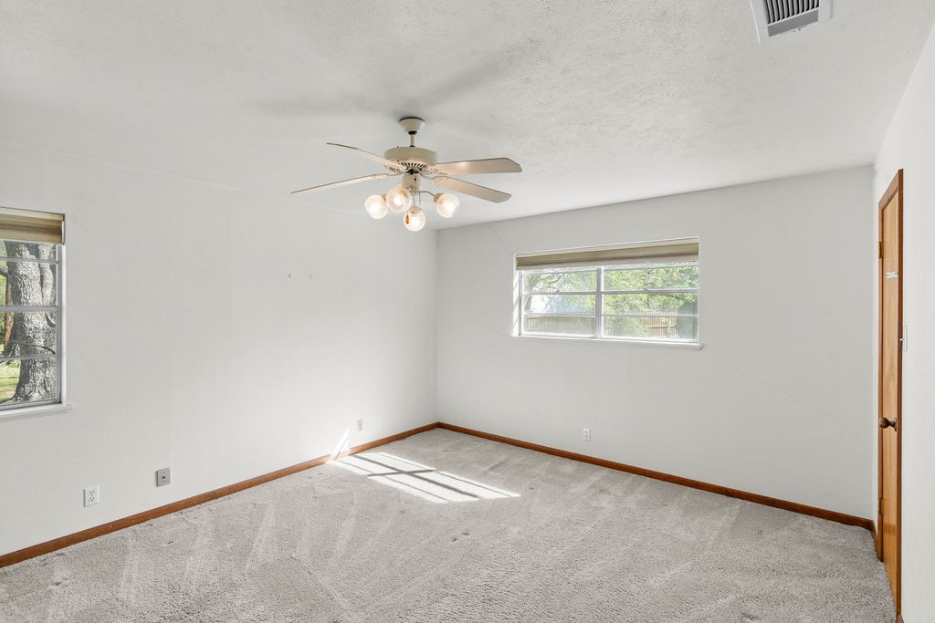 2823 Birchwood Lane Commerce TX 75428