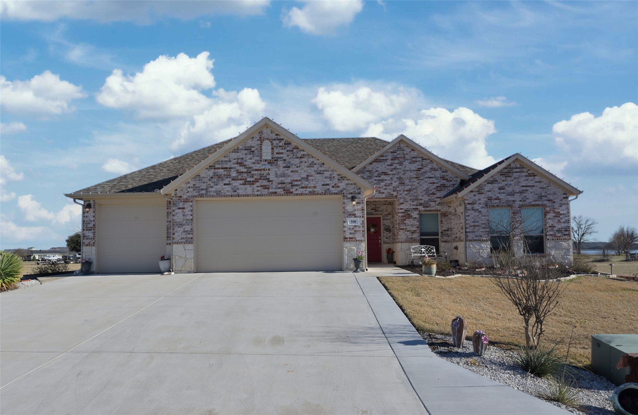 540 Islet Drive Runaway Bay TX 76426