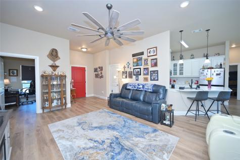 540 Islet Drive Runaway Bay TX 76426