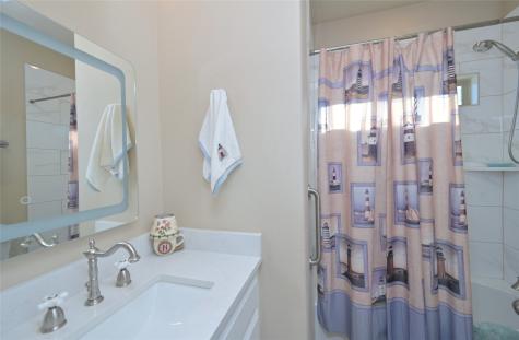 540 Islet Drive Runaway Bay TX 76426
