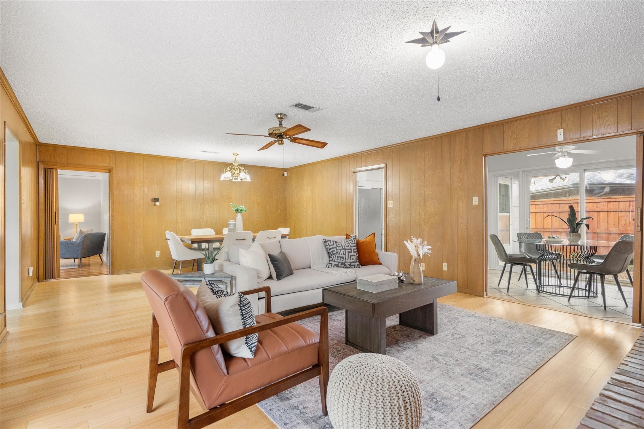 2909 Hillcrest Drive Irving TX 75062