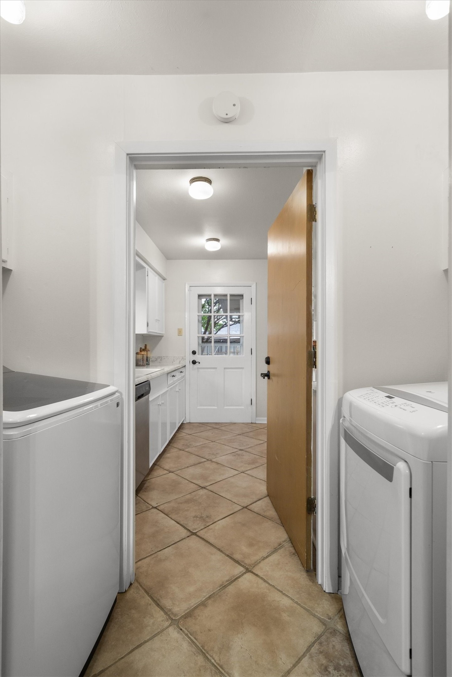 2909 Hillcrest Drive Irving TX 75062