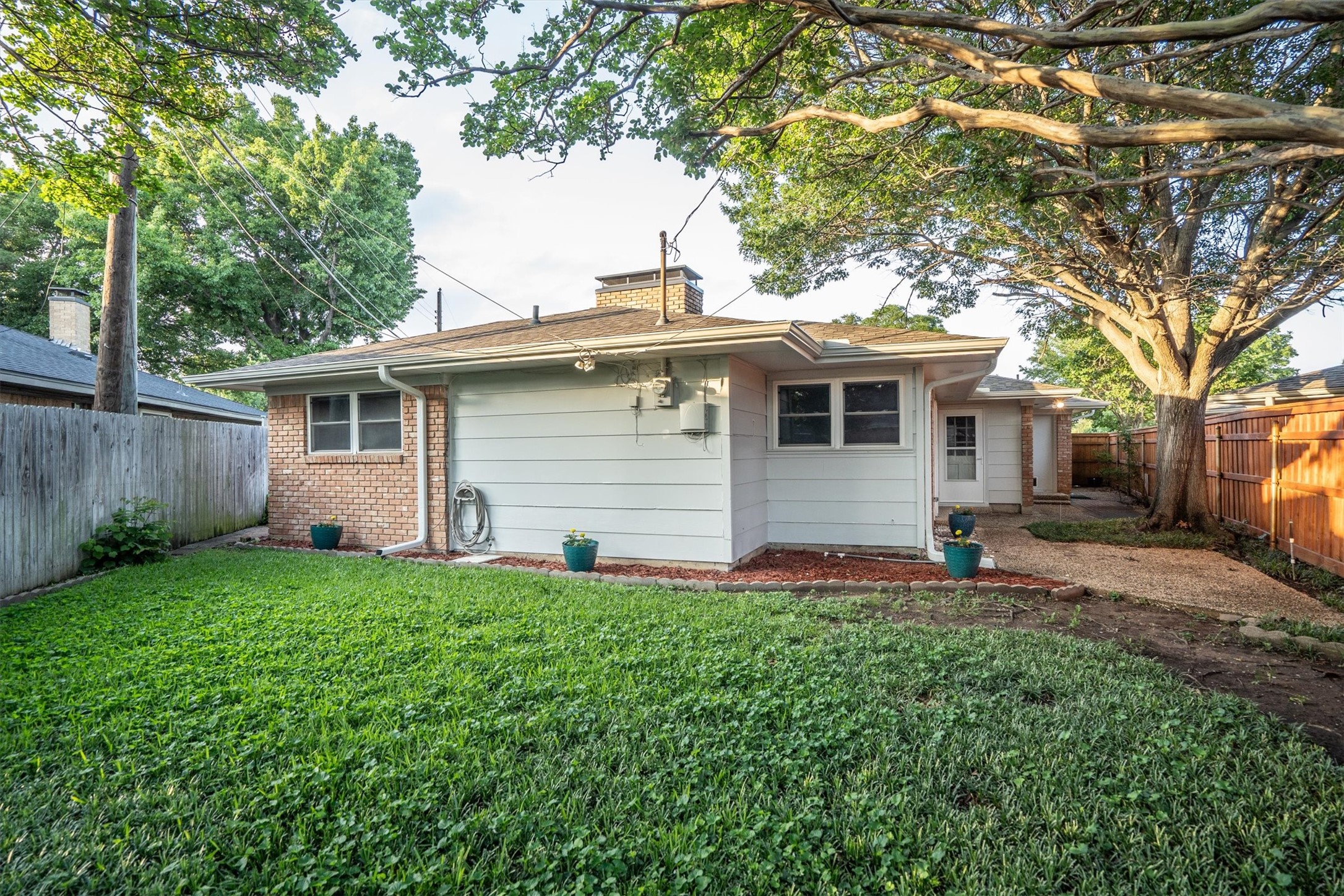 2909 Hillcrest Drive Irving TX 75062