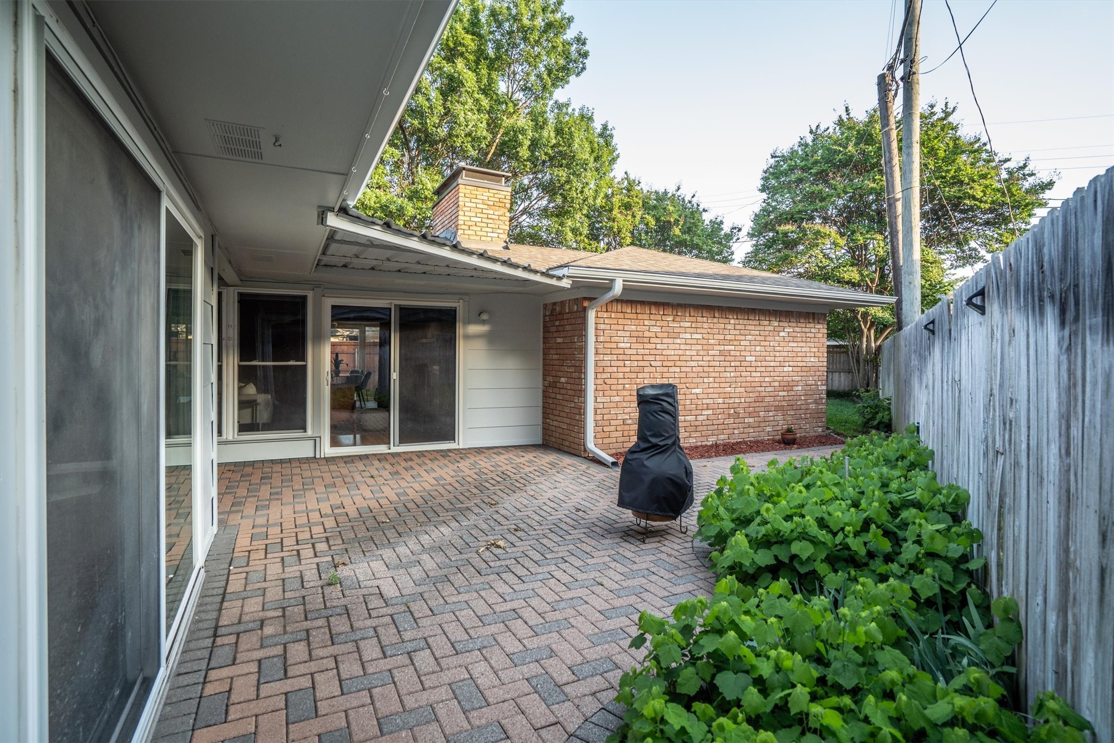 2909 Hillcrest Drive Irving TX 75062