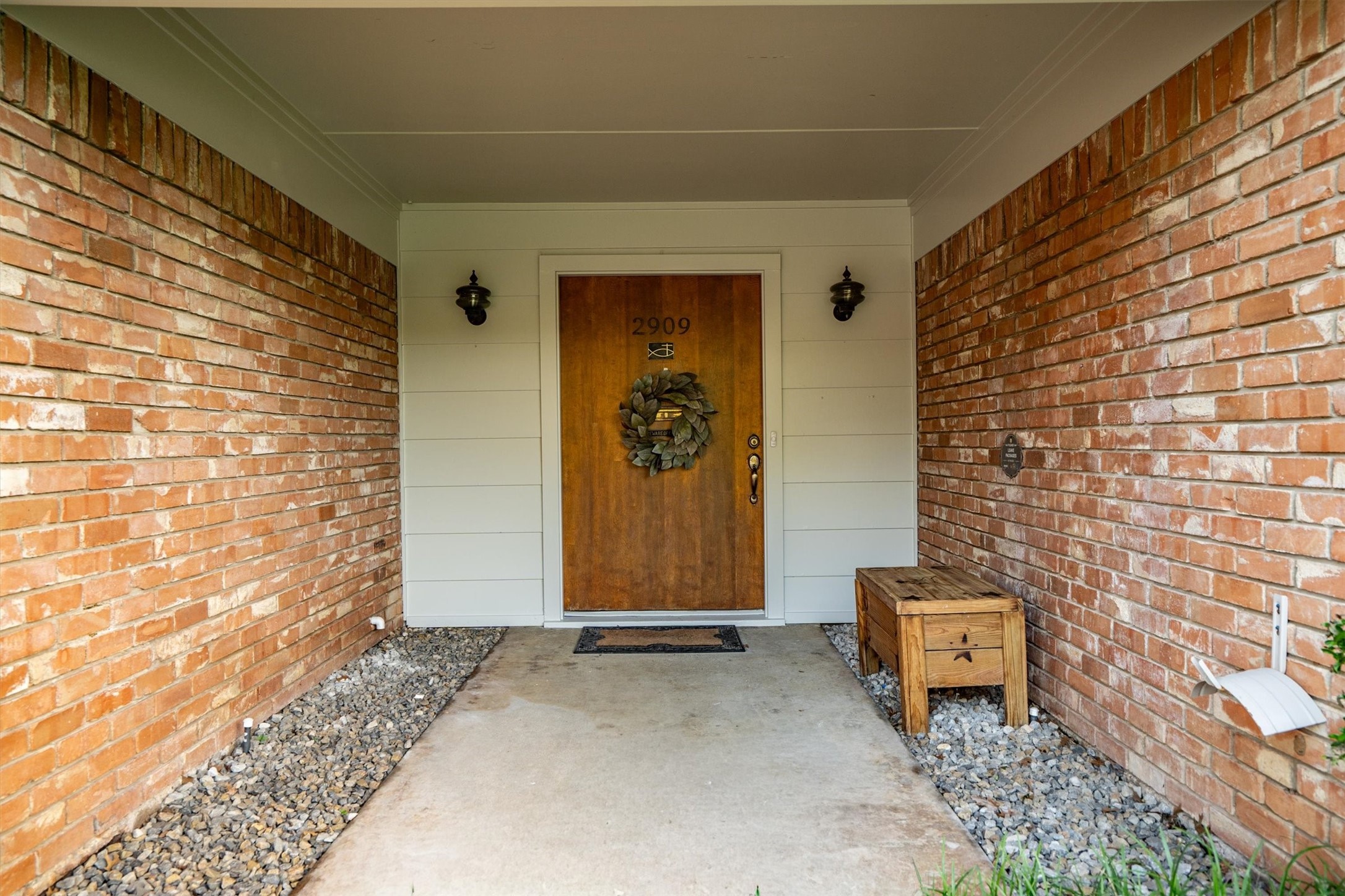 2909 Hillcrest Drive Irving TX 75062