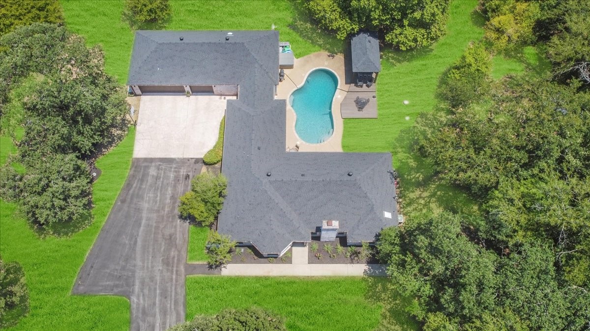 425 Russell Lane Burleson TX 76028