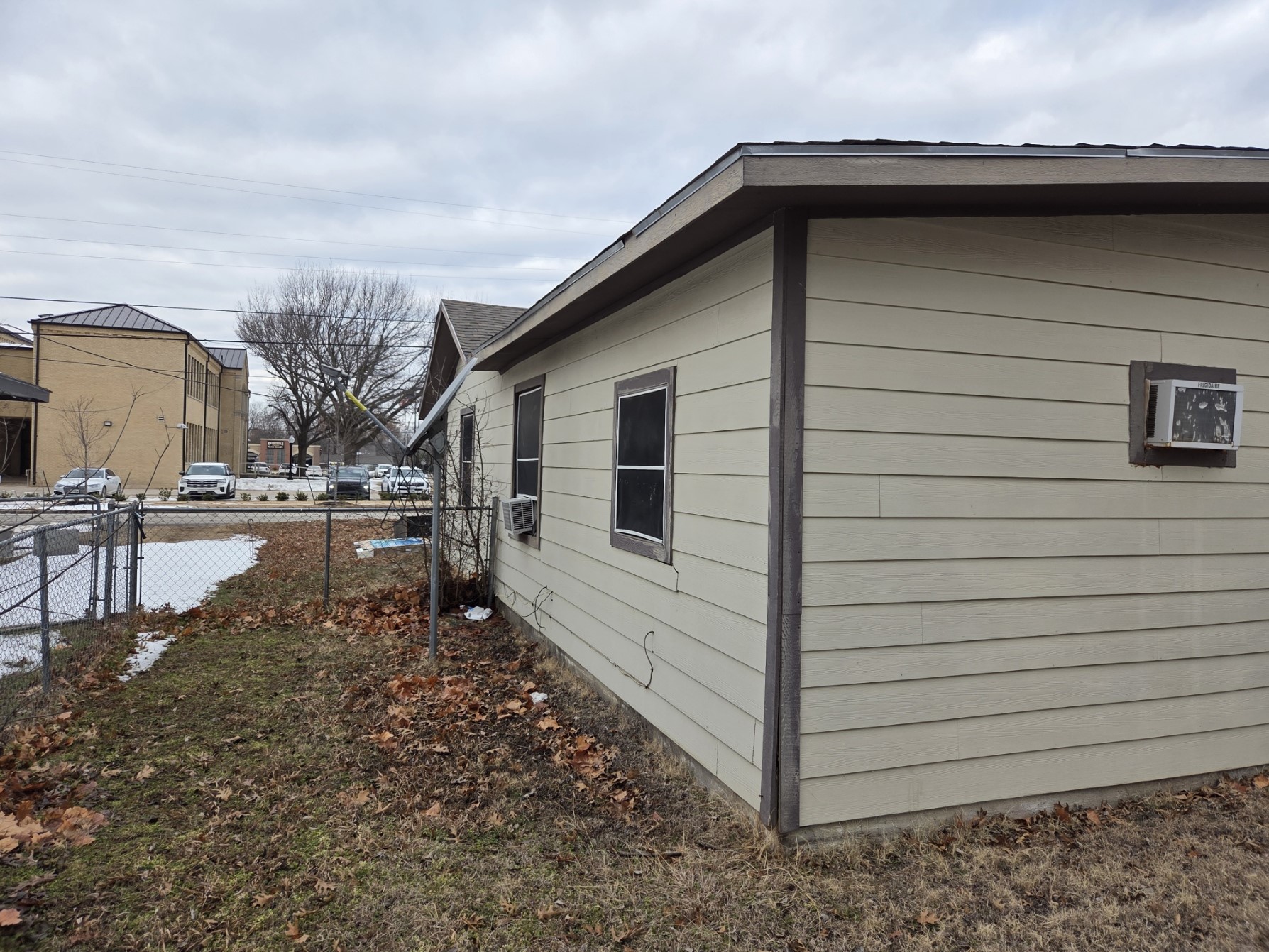 924 N Clements Street Gainesville TX 76240