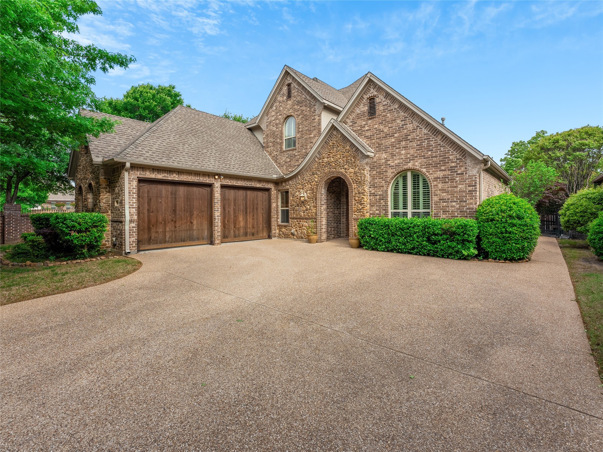 3605 Regents Park Court Arlington TX 76017