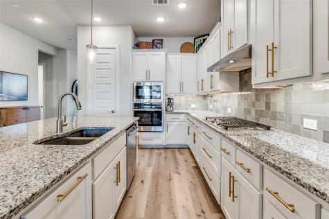 4774 Kings Garden Parkway Arlington TX 76005
