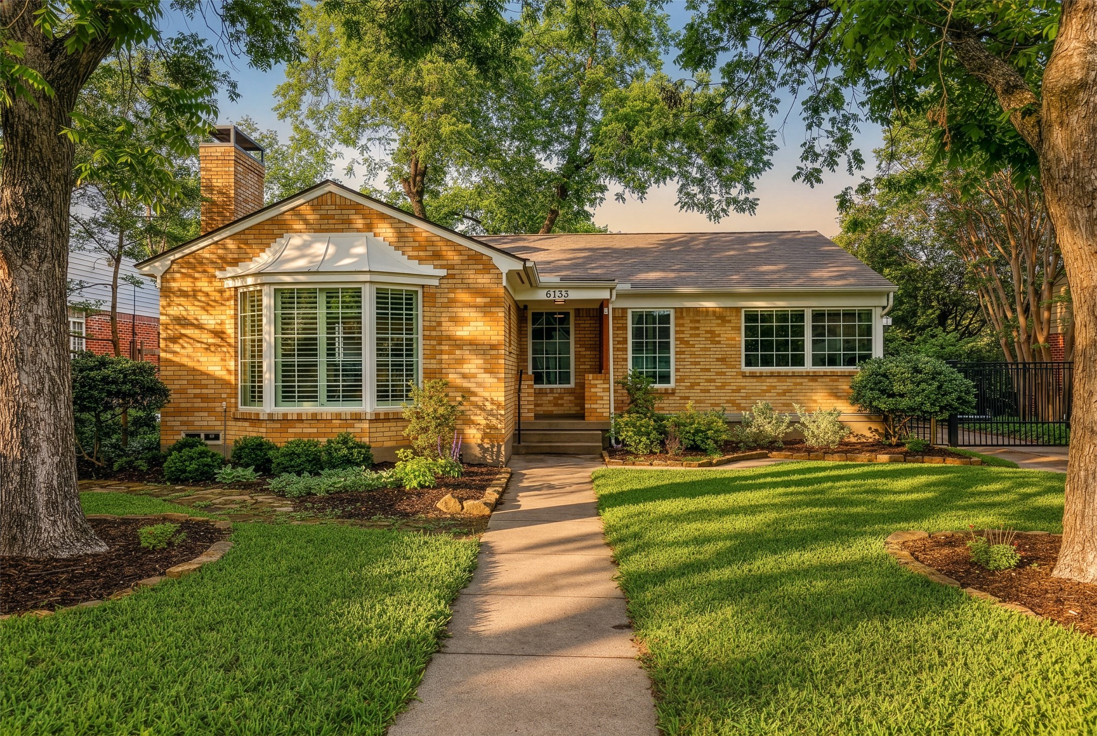6133 Kenwood Avenue Dallas TX 75214