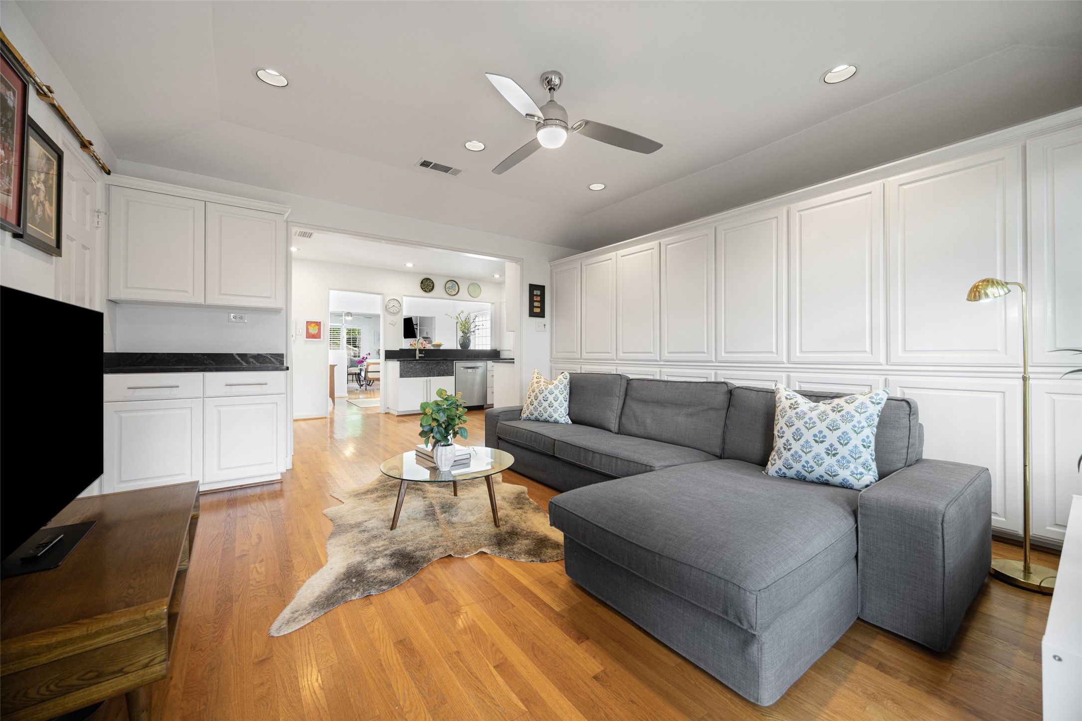 6133 Kenwood Avenue Dallas TX 75214
