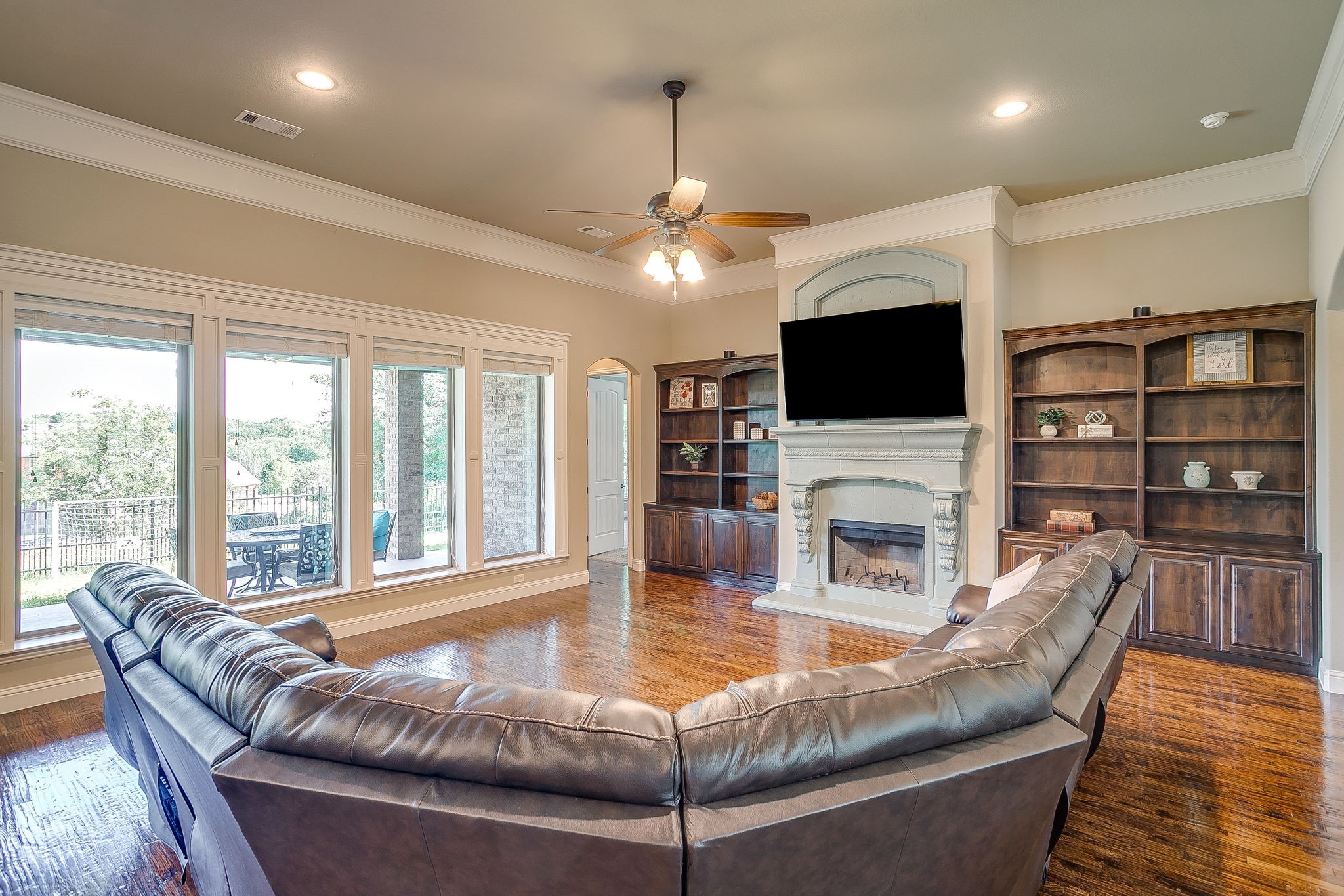 190 Ethan Drive Hudson Oaks TX 76087