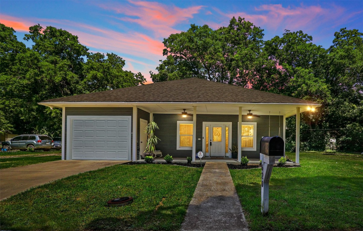 620 Throckmorton Street Gainesville TX 76240