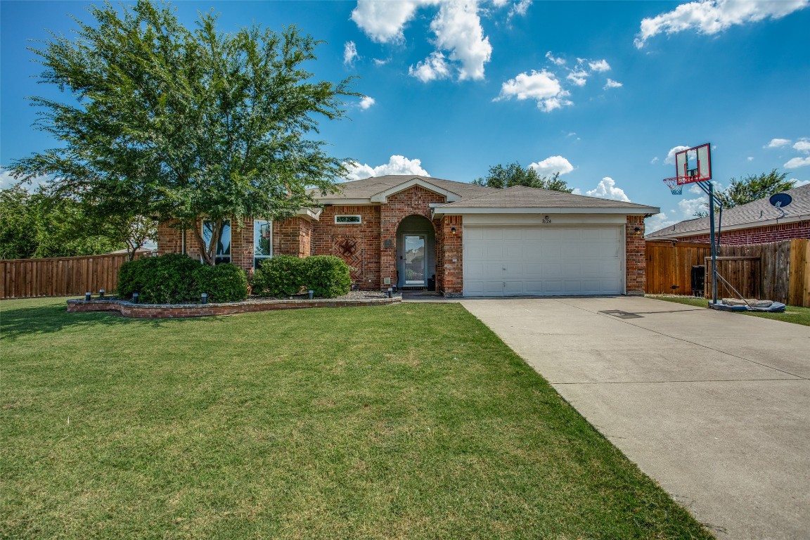 1624 Sequoia Drive Krum TX 76249