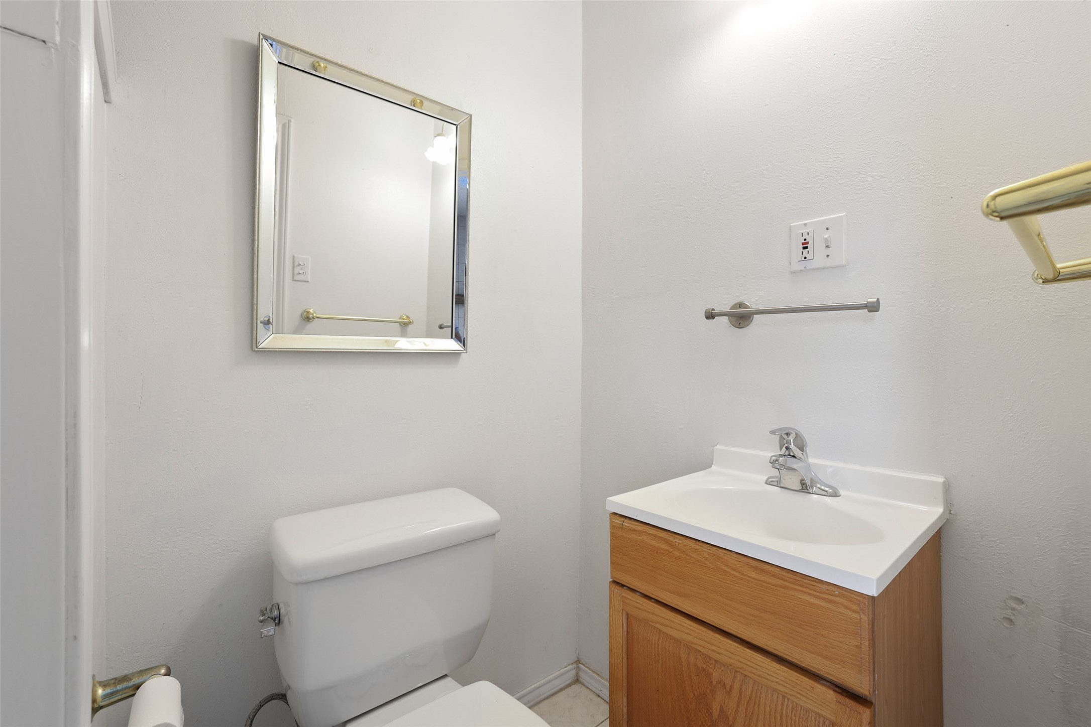 204 E Avenue D Garland TX 75040