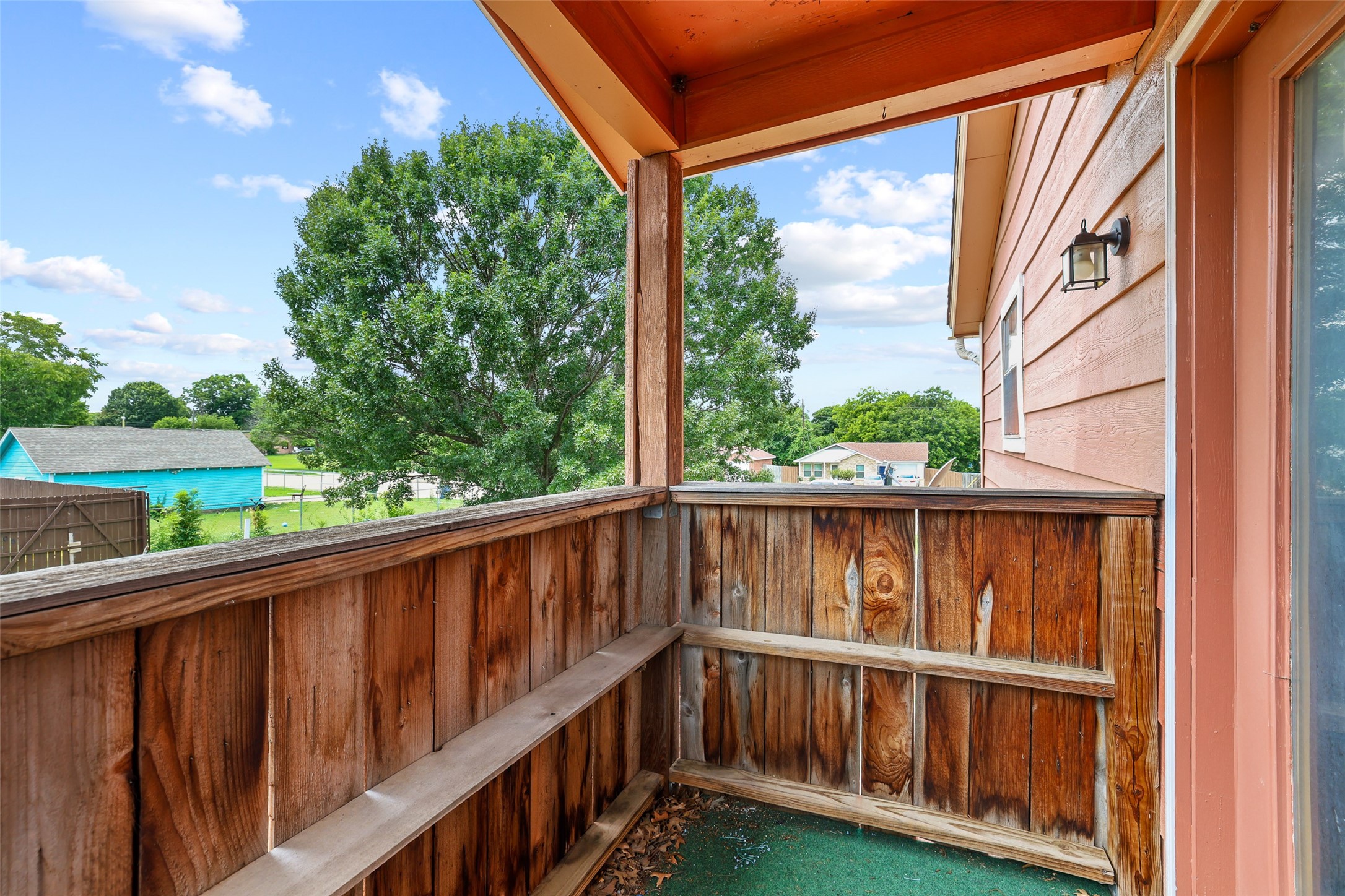204 E Avenue D Garland TX 75040