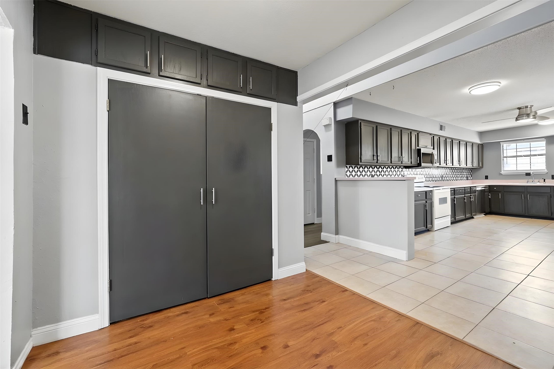 204 E Avenue D Garland TX 75040