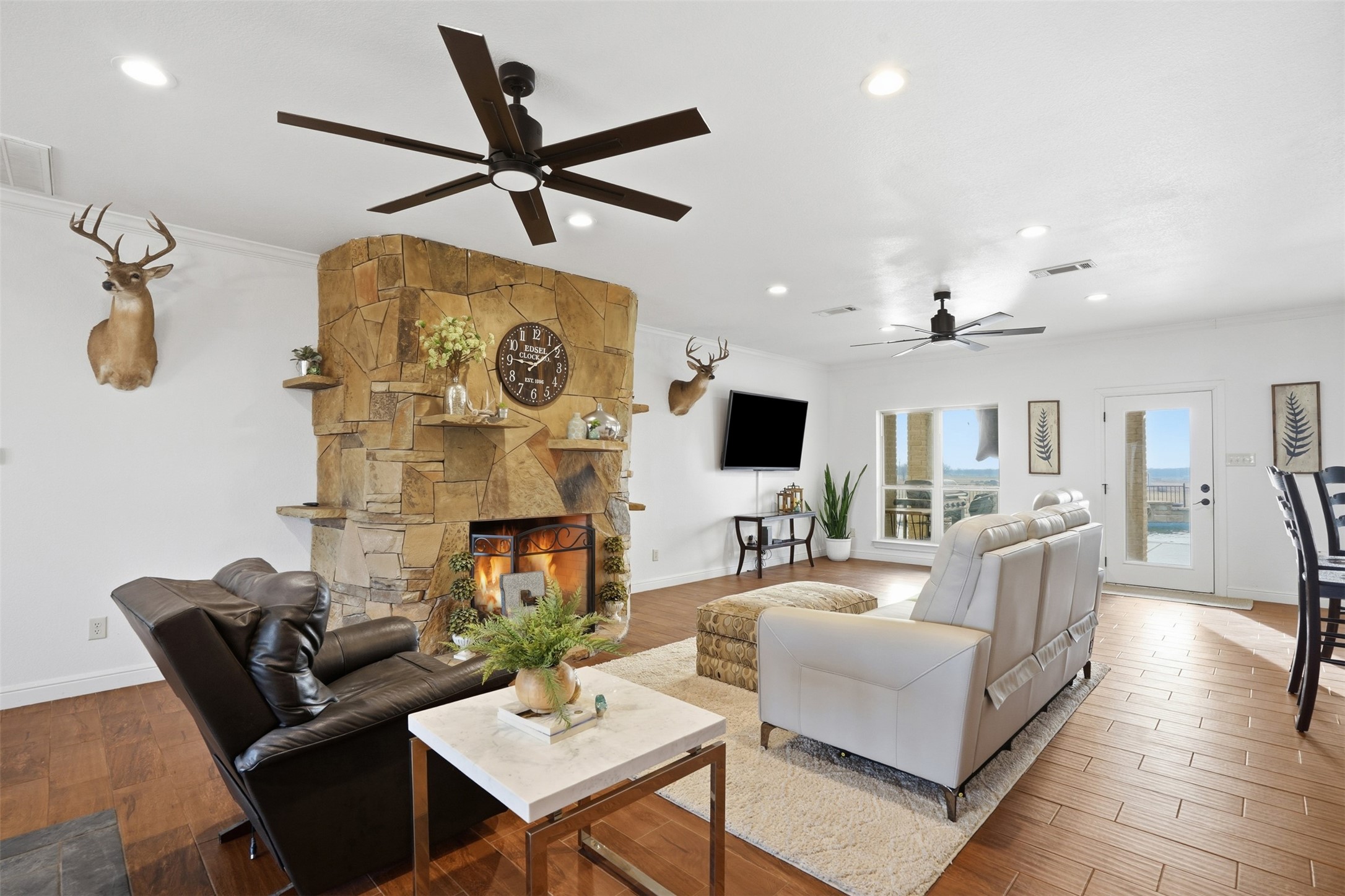 2701 County Road 1110 Rio Vista TX 76093