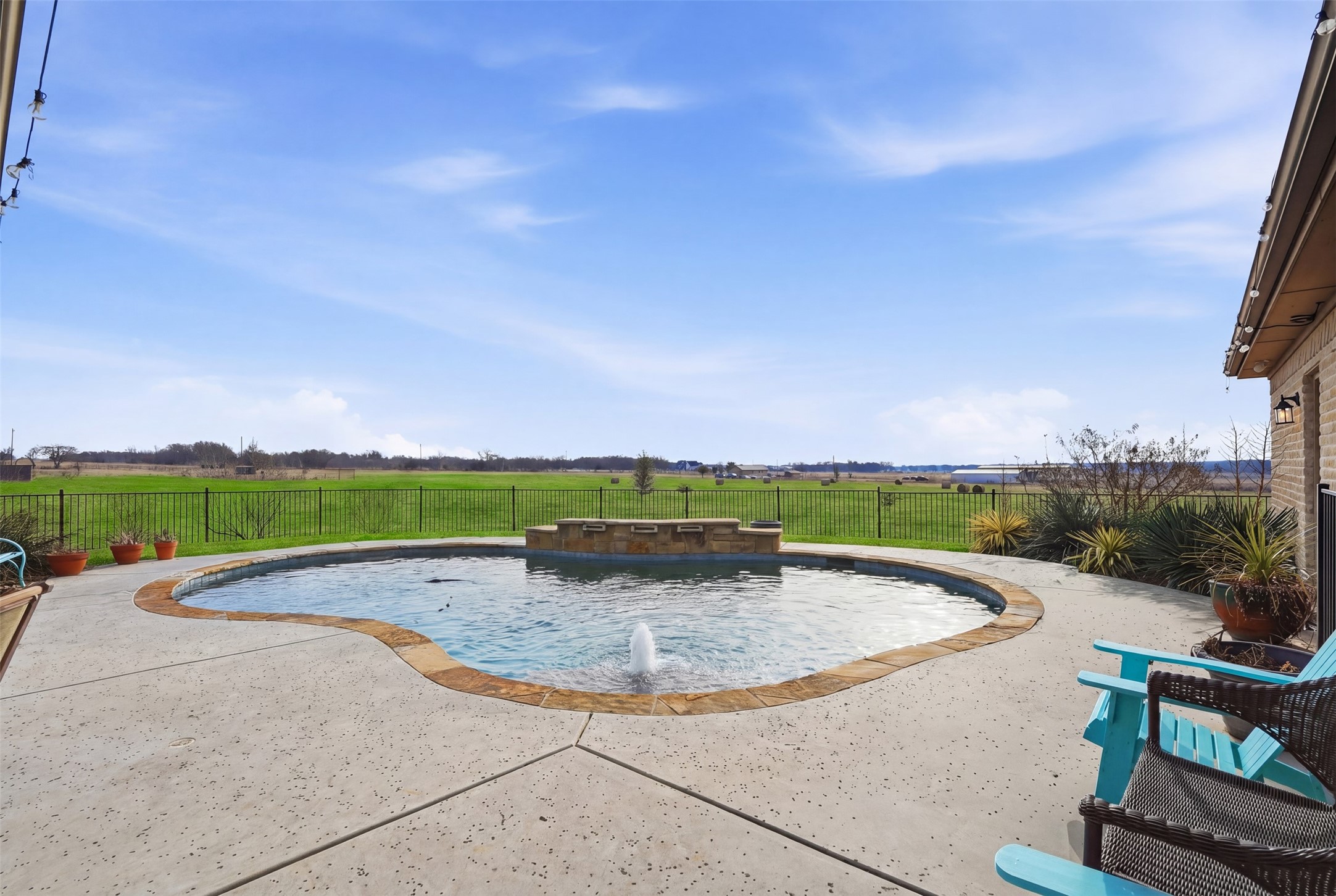 2701 County Road 1110 Rio Vista TX 76093