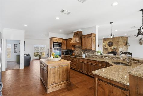 2701 County Road 1110 Rio Vista TX 76093