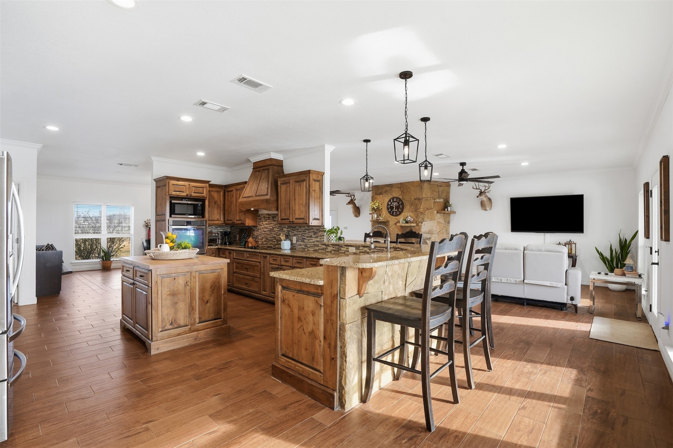 2701 County Road 1110 Rio Vista TX 76093