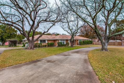 1407 Los Altos Lane Duncanville TX 75116