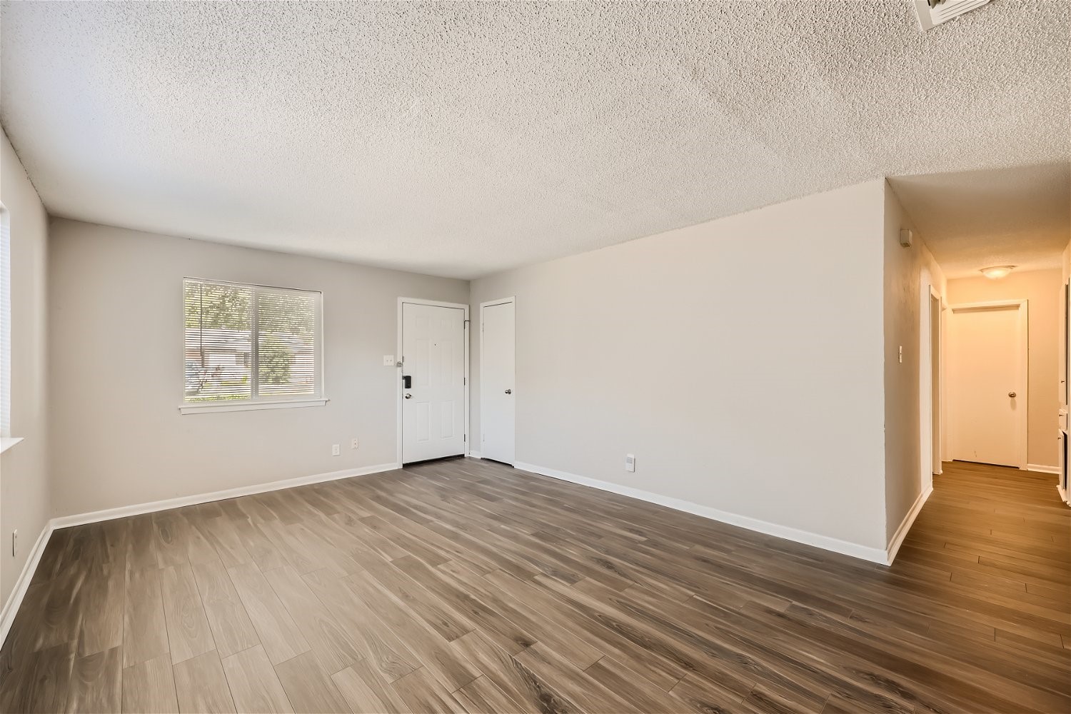 1018 S Murray Street Mckinney TX 75069