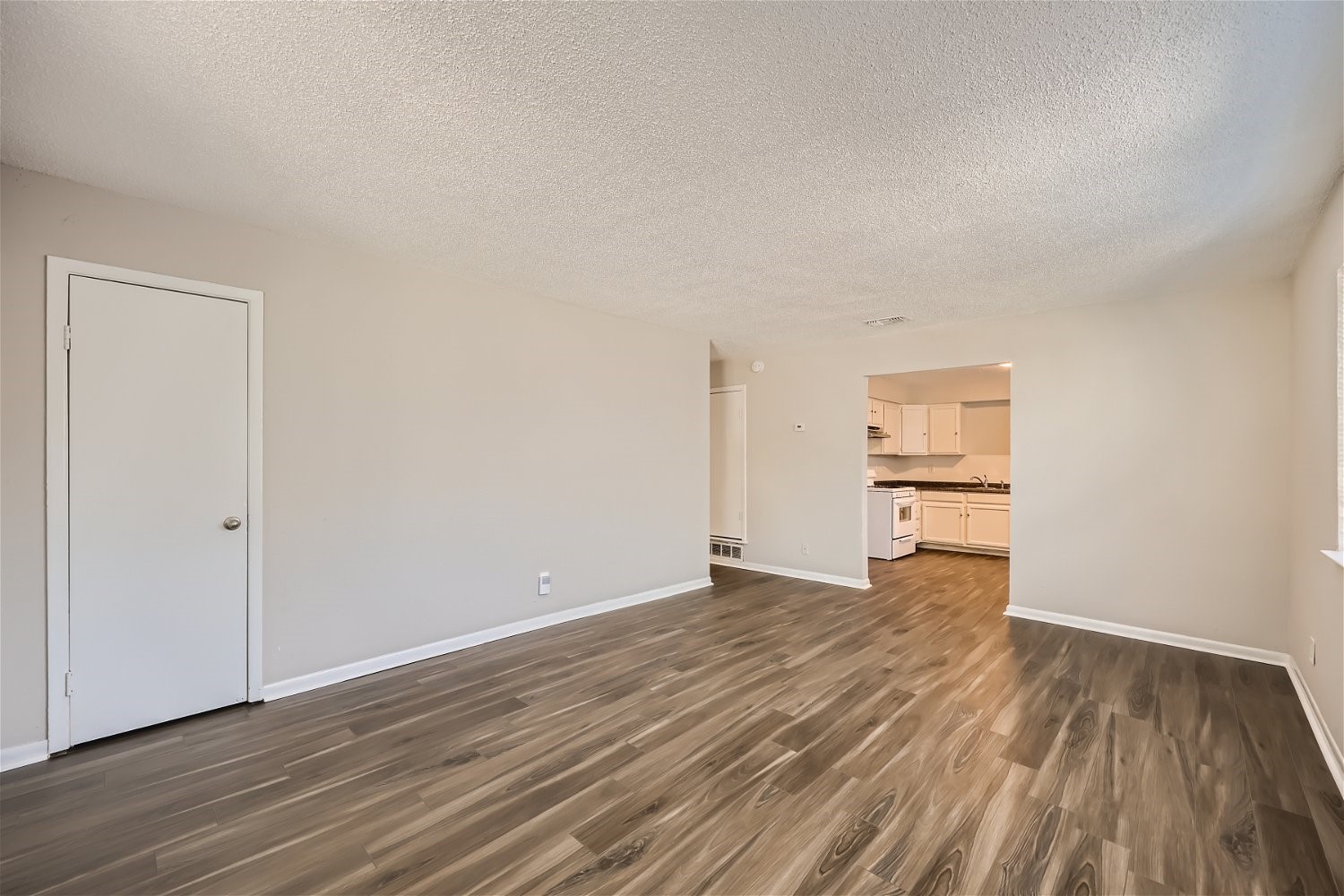 1018 S Murray Street Mckinney TX 75069