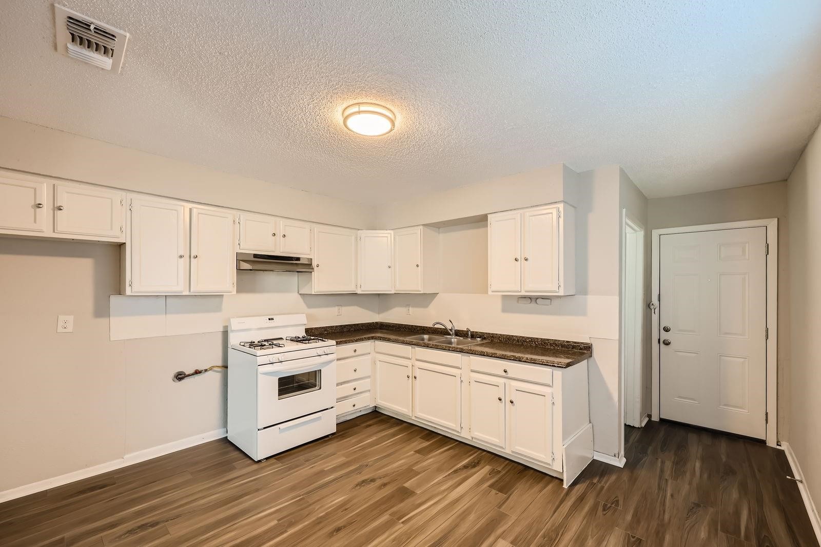 1018 S Murray Street Mckinney TX 75069