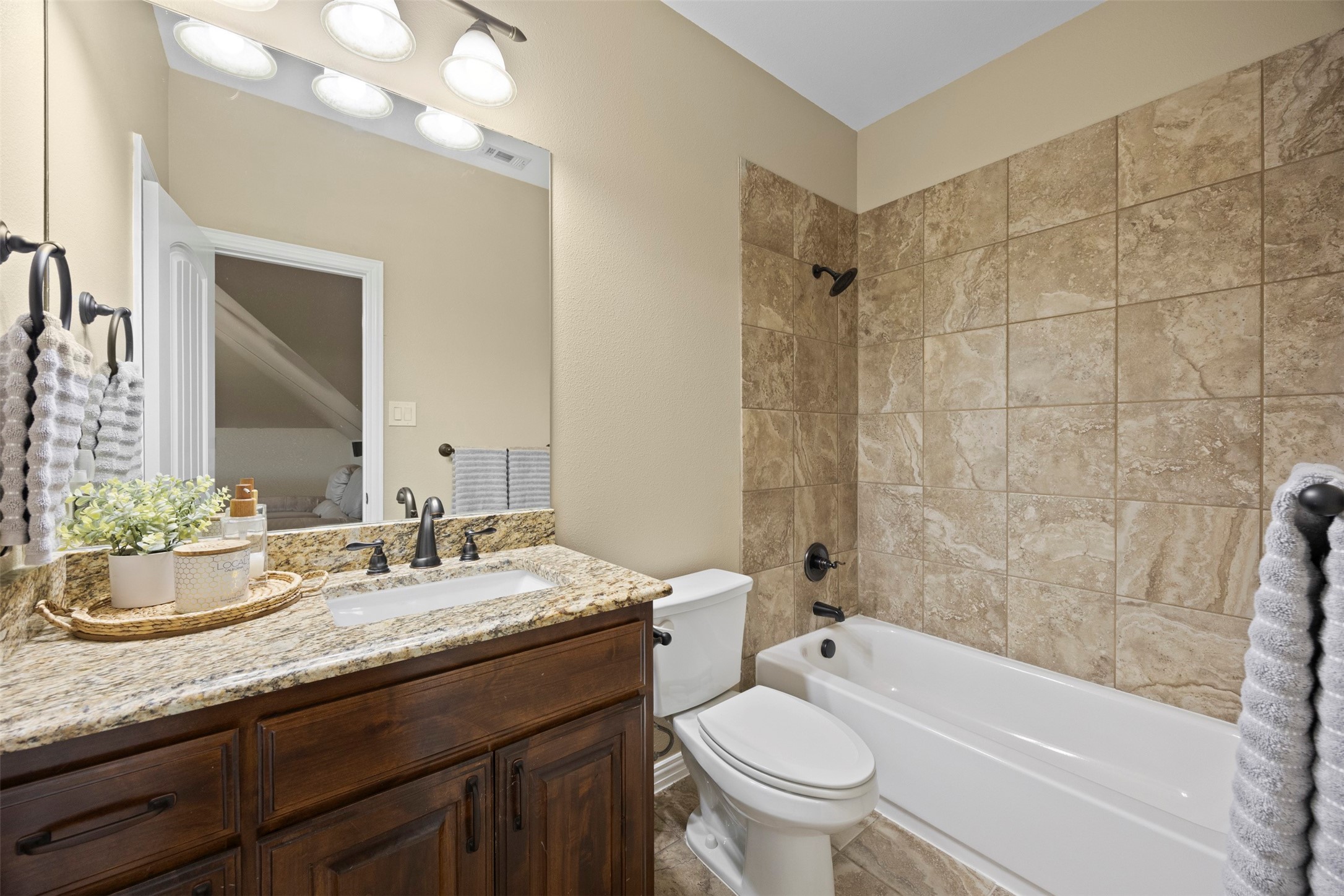 8230 Glenwick Drive Waxahachie TX 75167