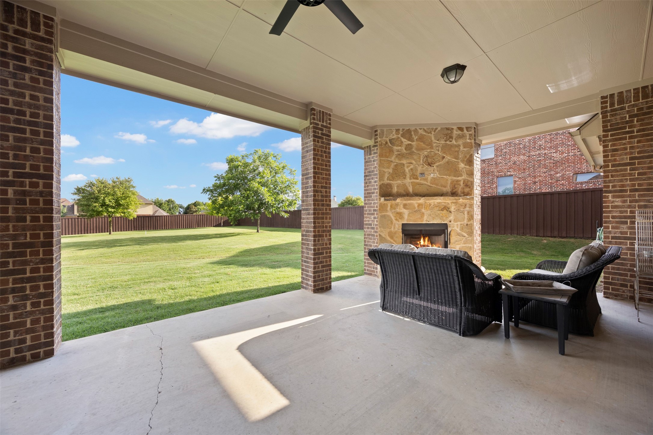 8230 Glenwick Drive Waxahachie TX 75167