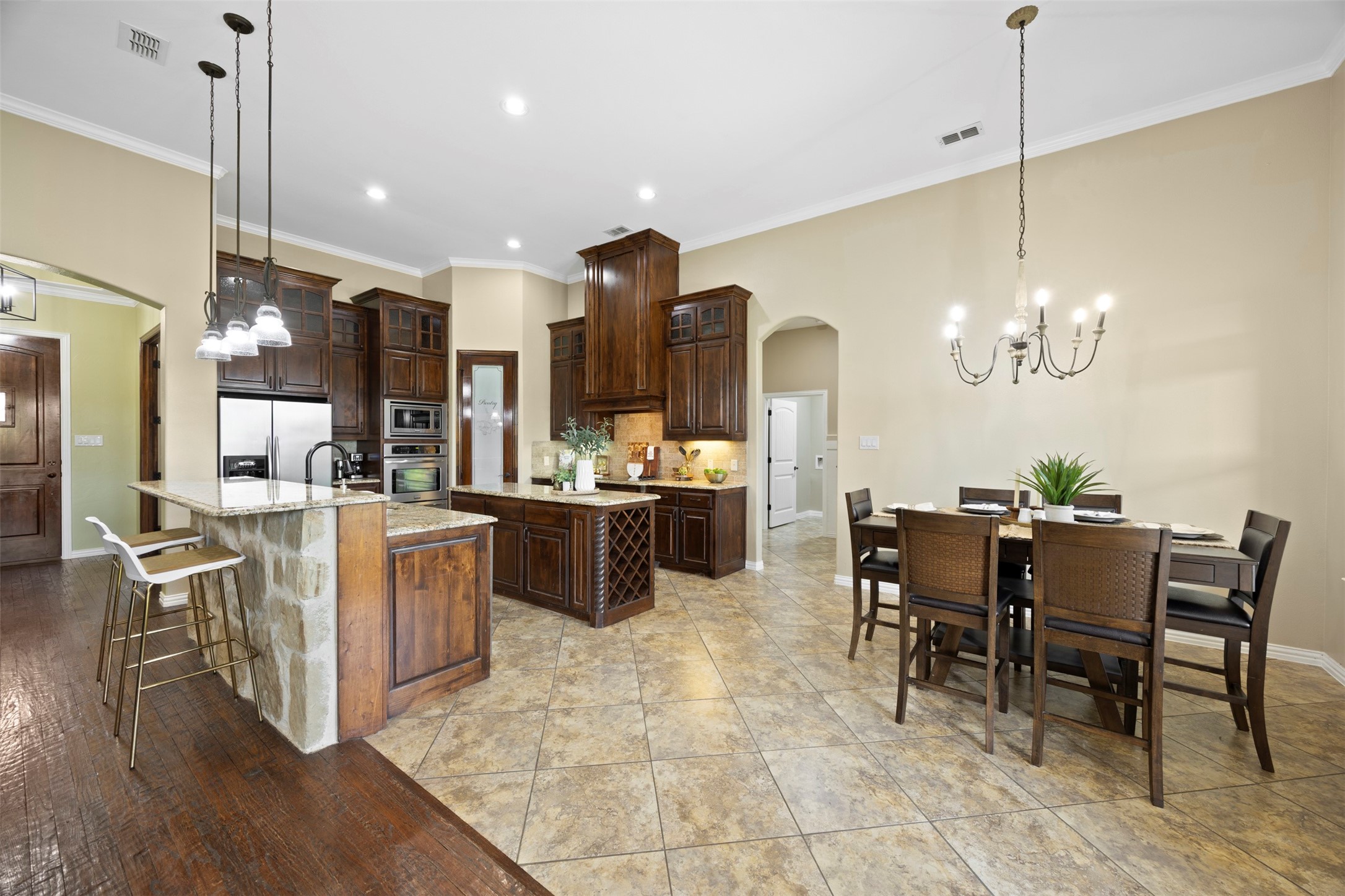 8230 Glenwick Drive Waxahachie TX 75167