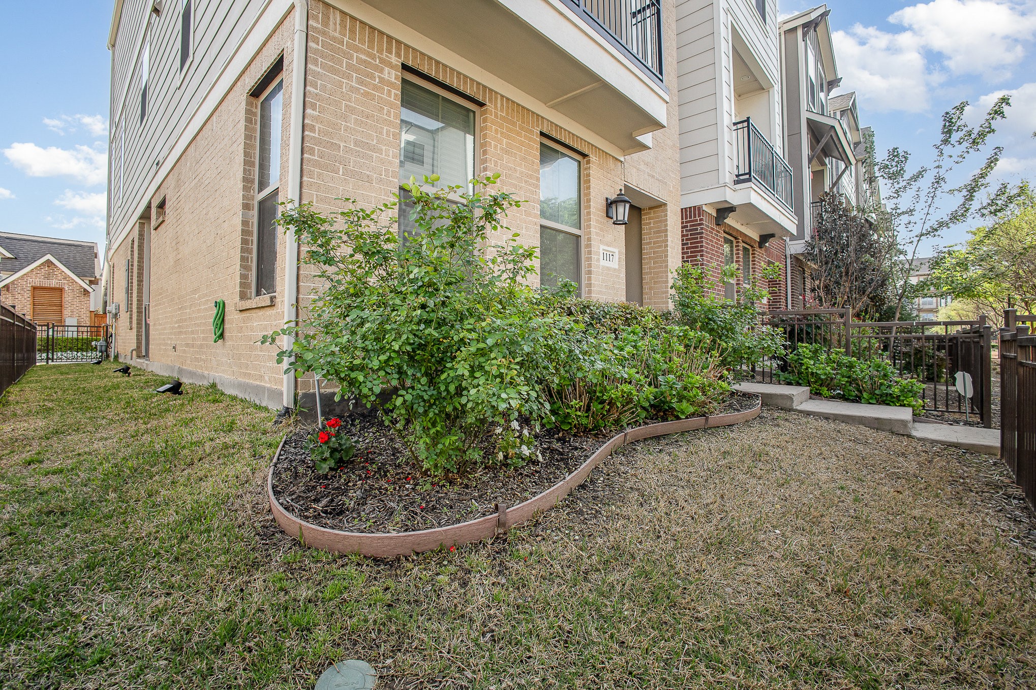 1117 Tea Olive Lane Dallas TX 75212
