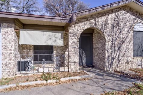 1717 Oak Tree Drive Denton TX 76209