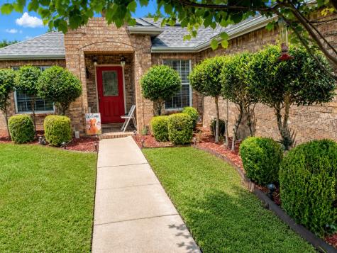 8323 Brigalow Street Arlington TX 76002