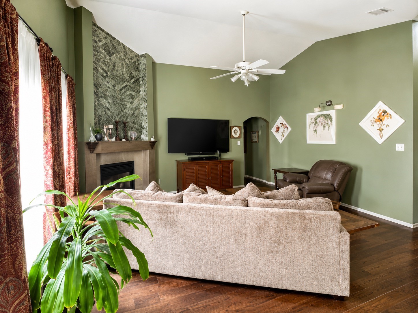 8323 Brigalow Street Arlington TX 76002