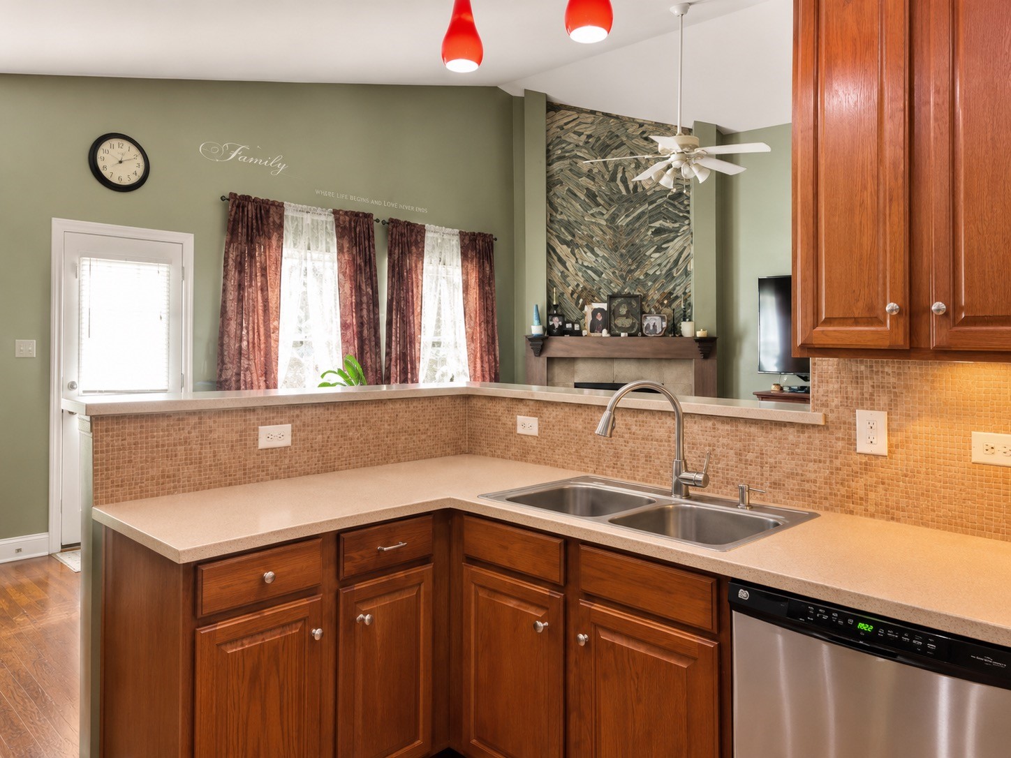 8323 Brigalow Street Arlington TX 76002