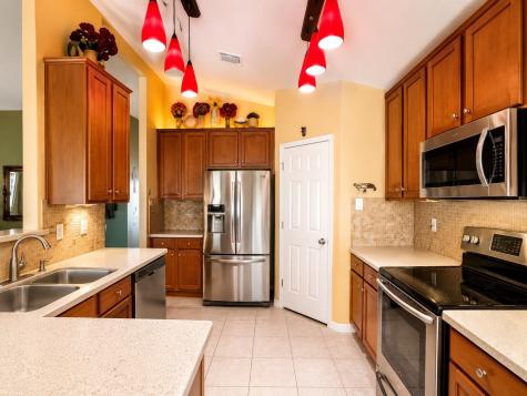 8323 Brigalow Street Arlington TX 76002