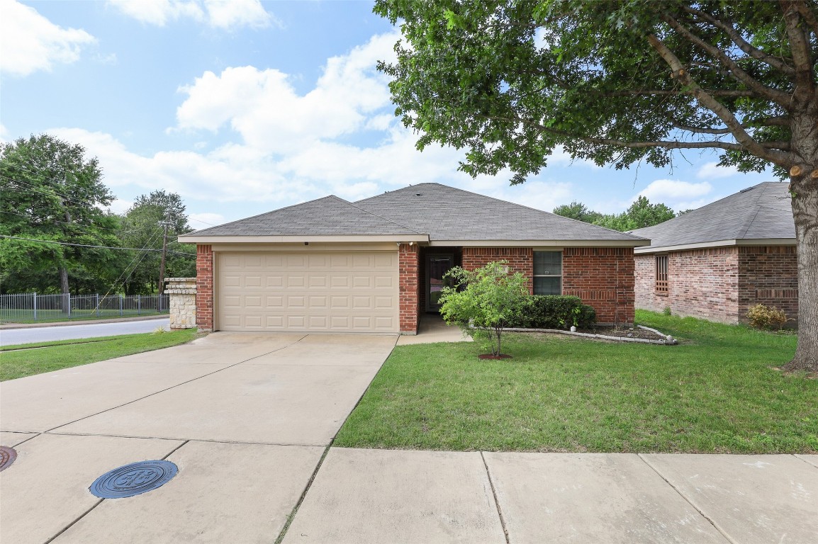 2883 Bronco Drive Dallas TX 75237