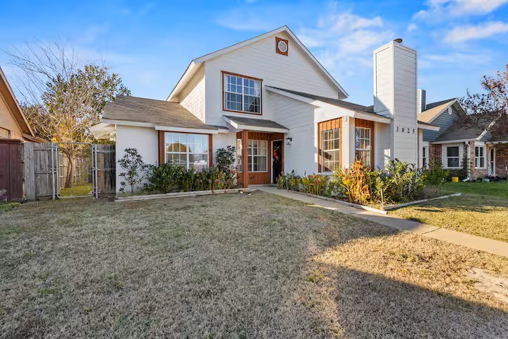 3925 Bond Street Rowlett TX 75088
