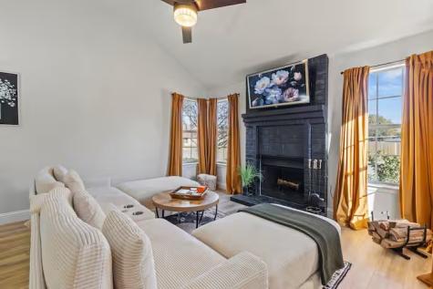 3925 Bond Street Rowlett TX 75088