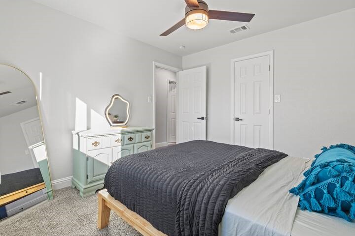 3925 Bond Street Rowlett TX 75088