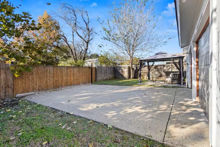 3925 Bond Street Rowlett TX 75088