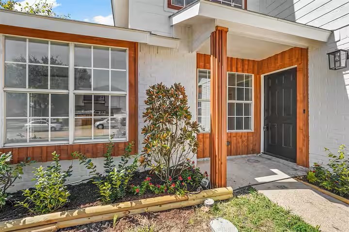 3925 Bond Street Rowlett TX 75088